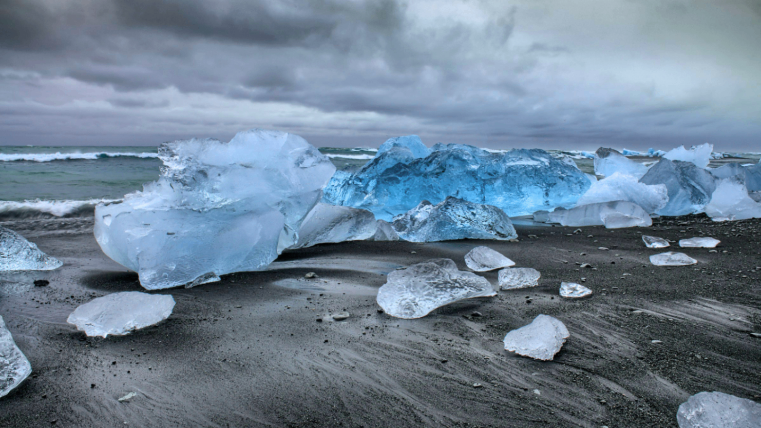Jökulsárlón Glacier Lagoon & Ice Cave 8